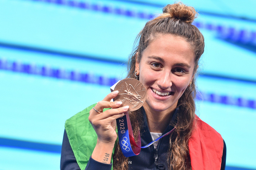 Another medal from swimming, Simona Quadarella, takes bronze in the 800 freestyle
